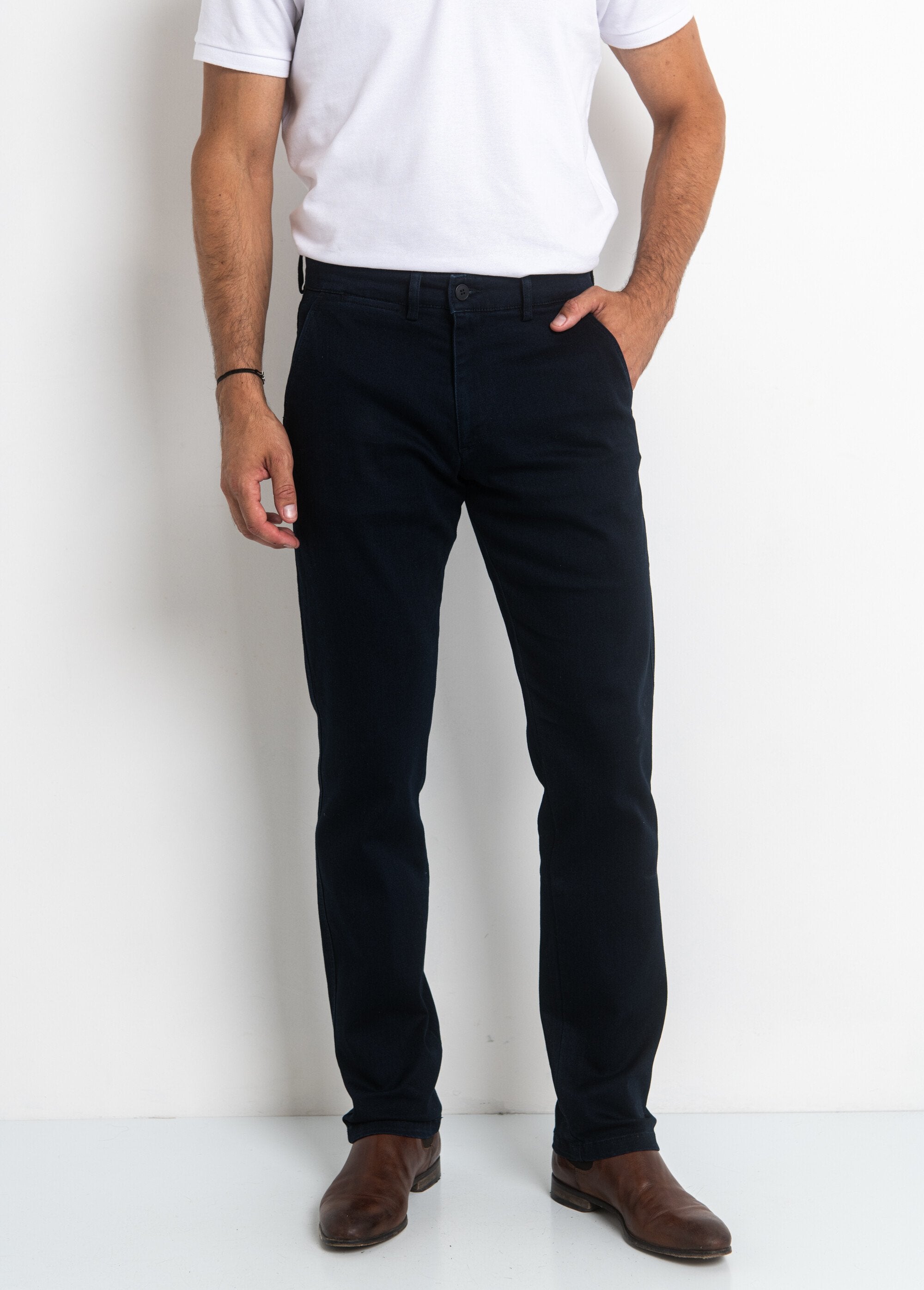 Pantalón_de_lona_denim_con_bolsillos_raglán_Marina_FA1_slim