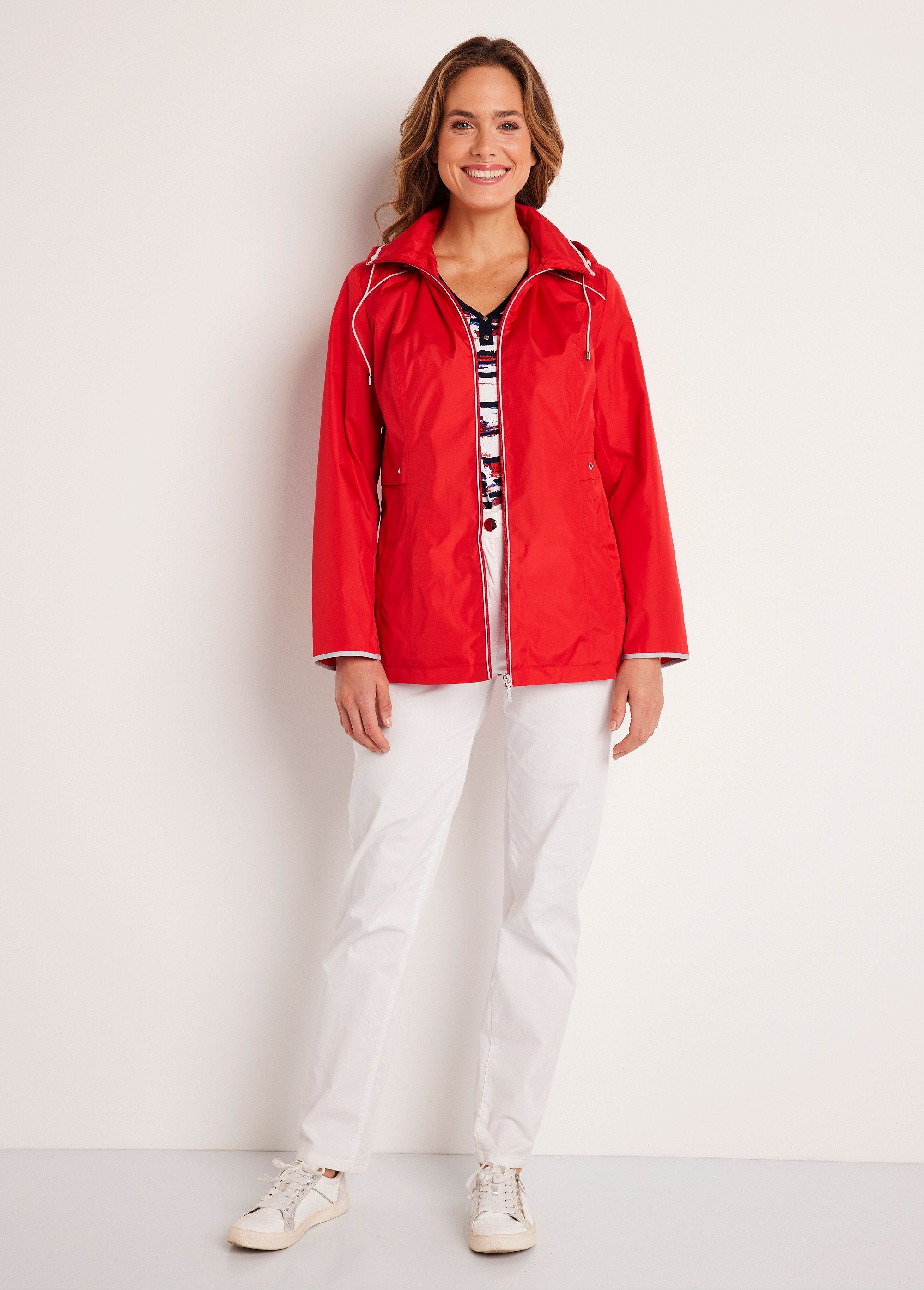 Parka_corta_con_cremallera_Rojo_SF1_slim