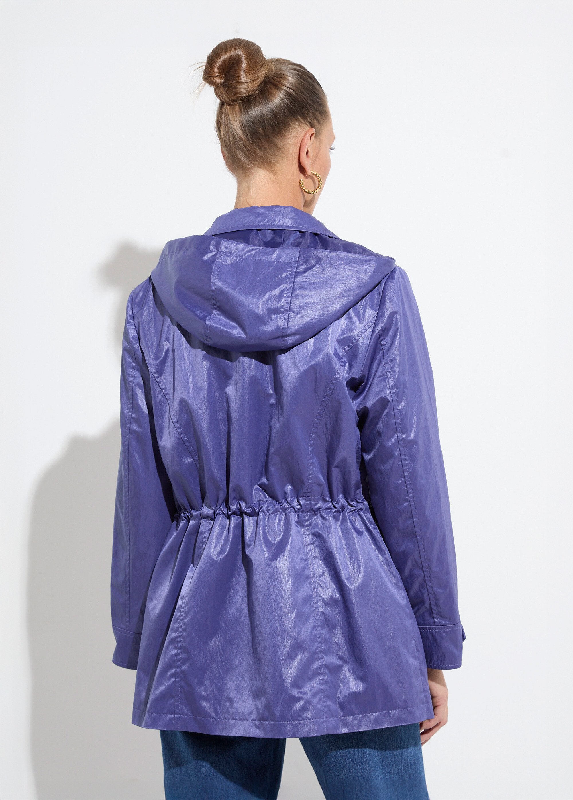 Parka_con_cremallera_y_botones_automáticos_Índigo_DO1_slim
