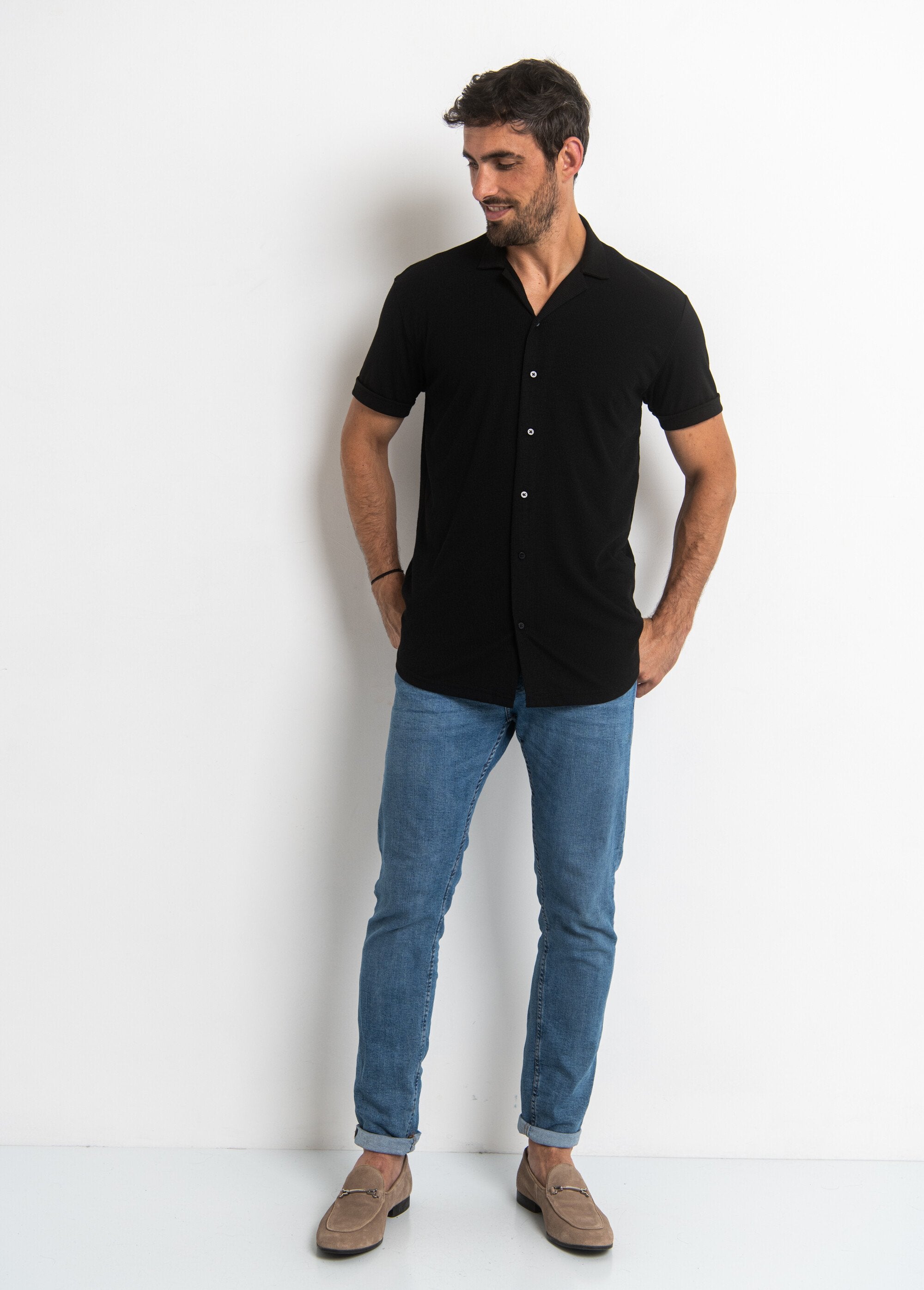 Polo_estilo_camisero_punto_canalé_fino_Negro_SF1_slim