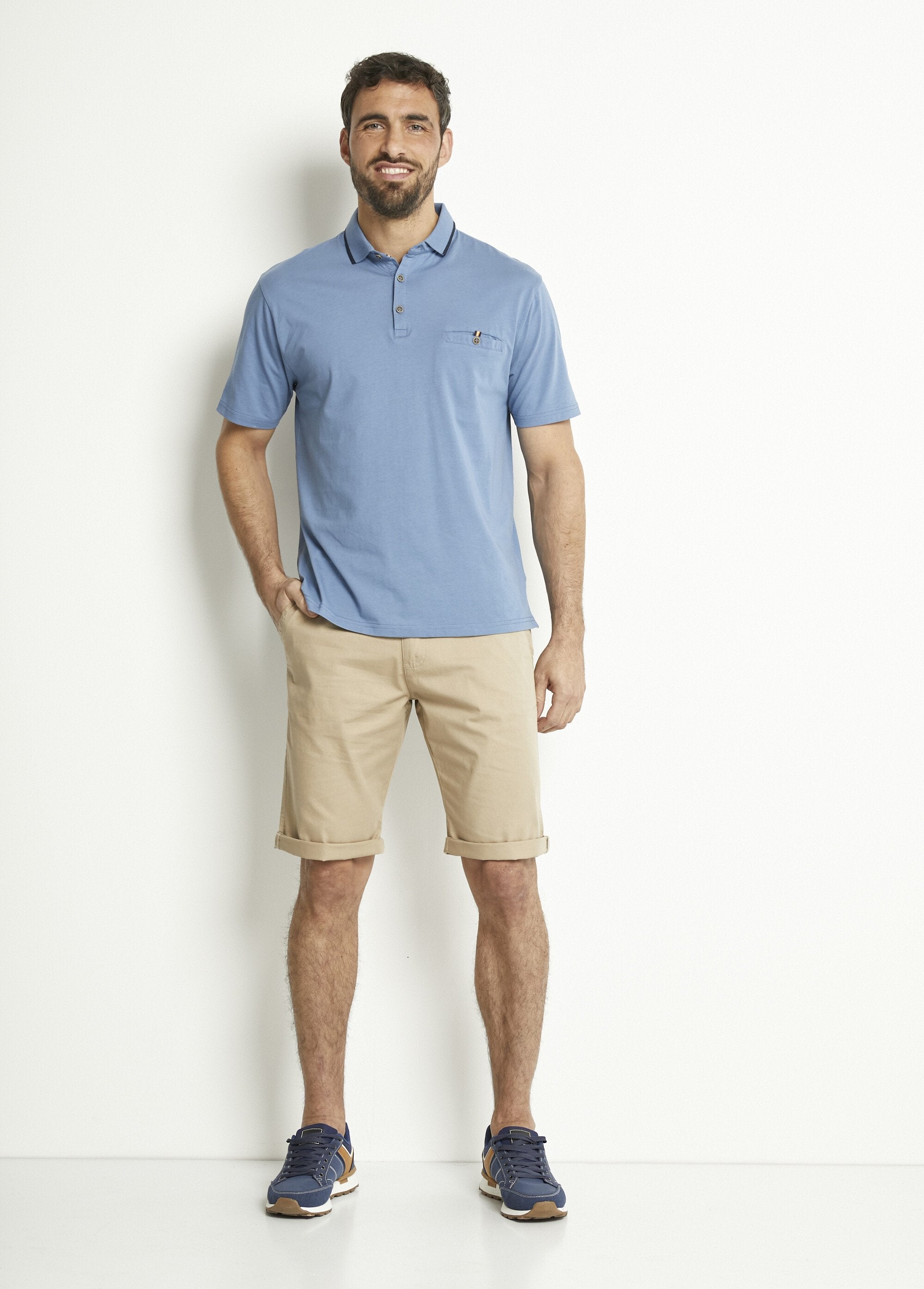 Polo_de_punto_liso_con_cuello_de_algodón_bicolor_Índigo_SF1_slim