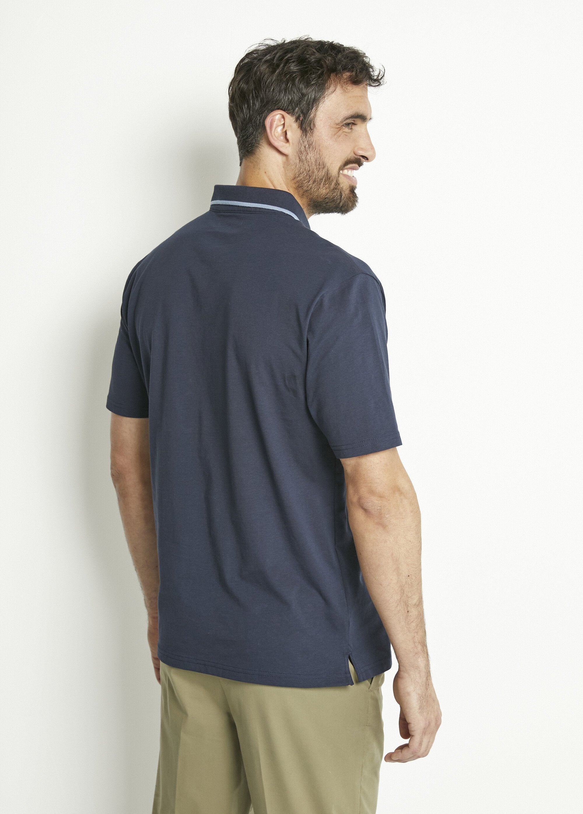 Polo_de_punto_liso_con_cuello_de_algodón_bicolor_Marina_DO1_slim