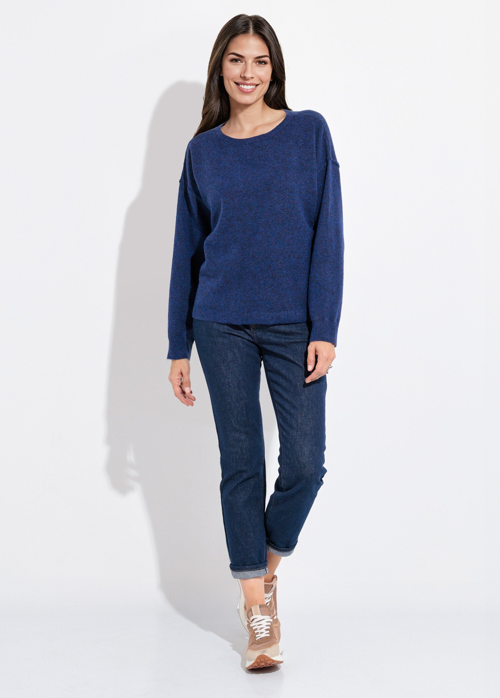 Suéter_cálido_de_cuello_redondo_con_lana._Azul_SF1_slim