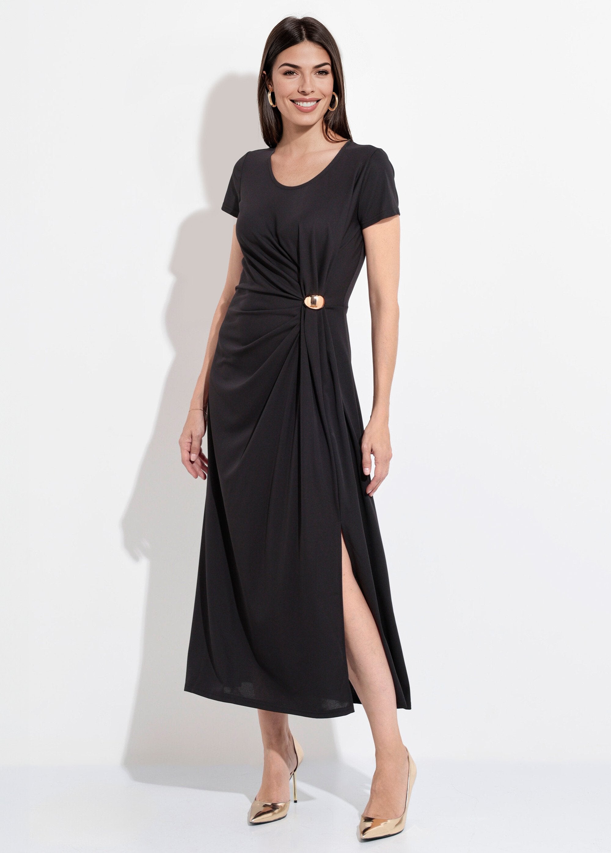 Robe_longue_en_maille_fluide_détail_bijou_Noir_FA1_slim