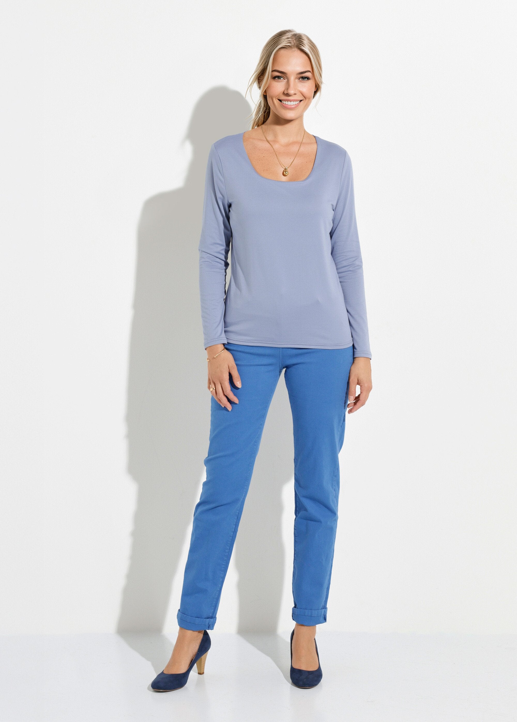 Camiseta_de_manga_larga_con_cuello_de_bailarina_Índigo_SF1_slim