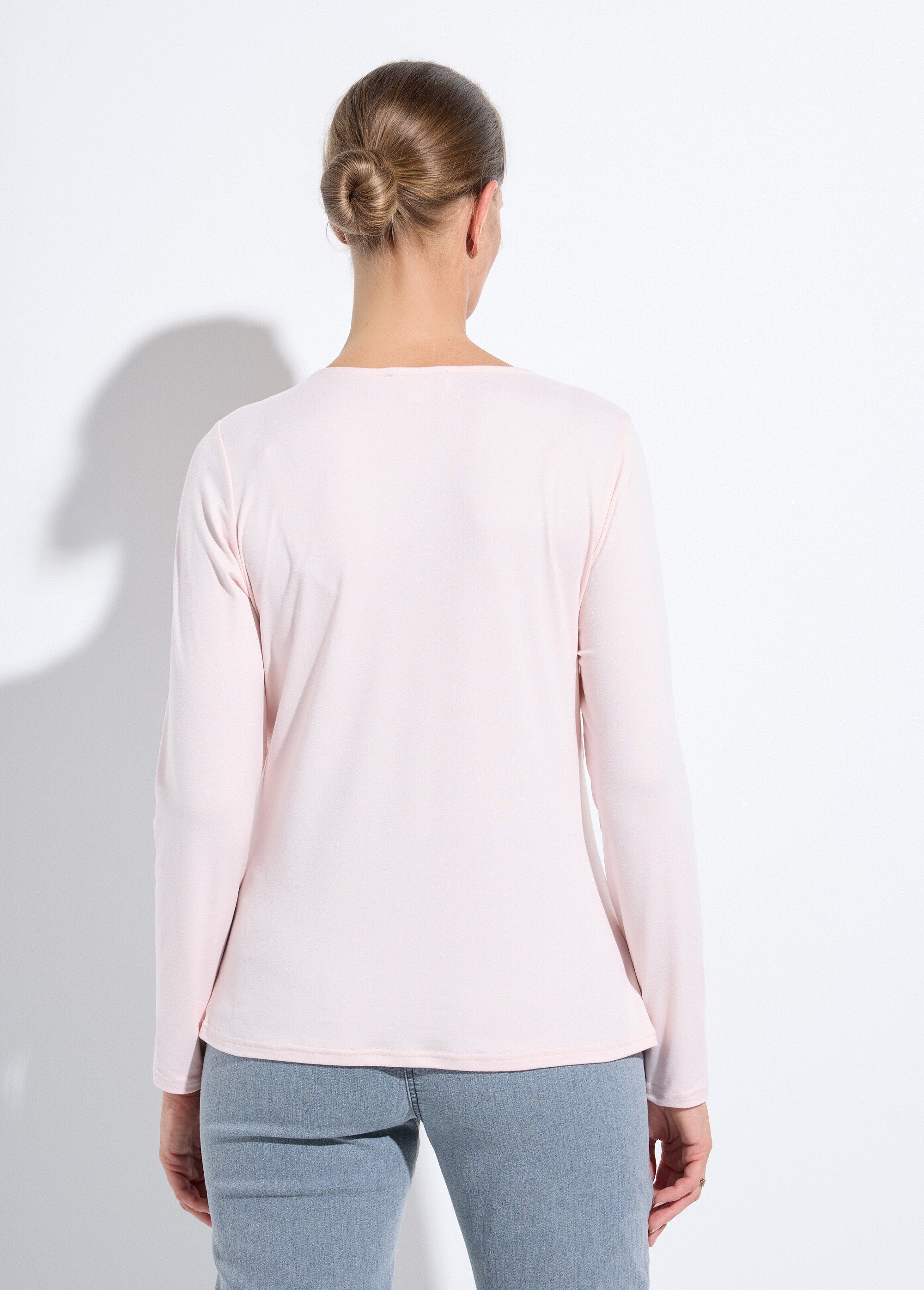 Camiseta_de_manga_larga_con_cuello_de_bailarina_Pétalo_DO1_slim