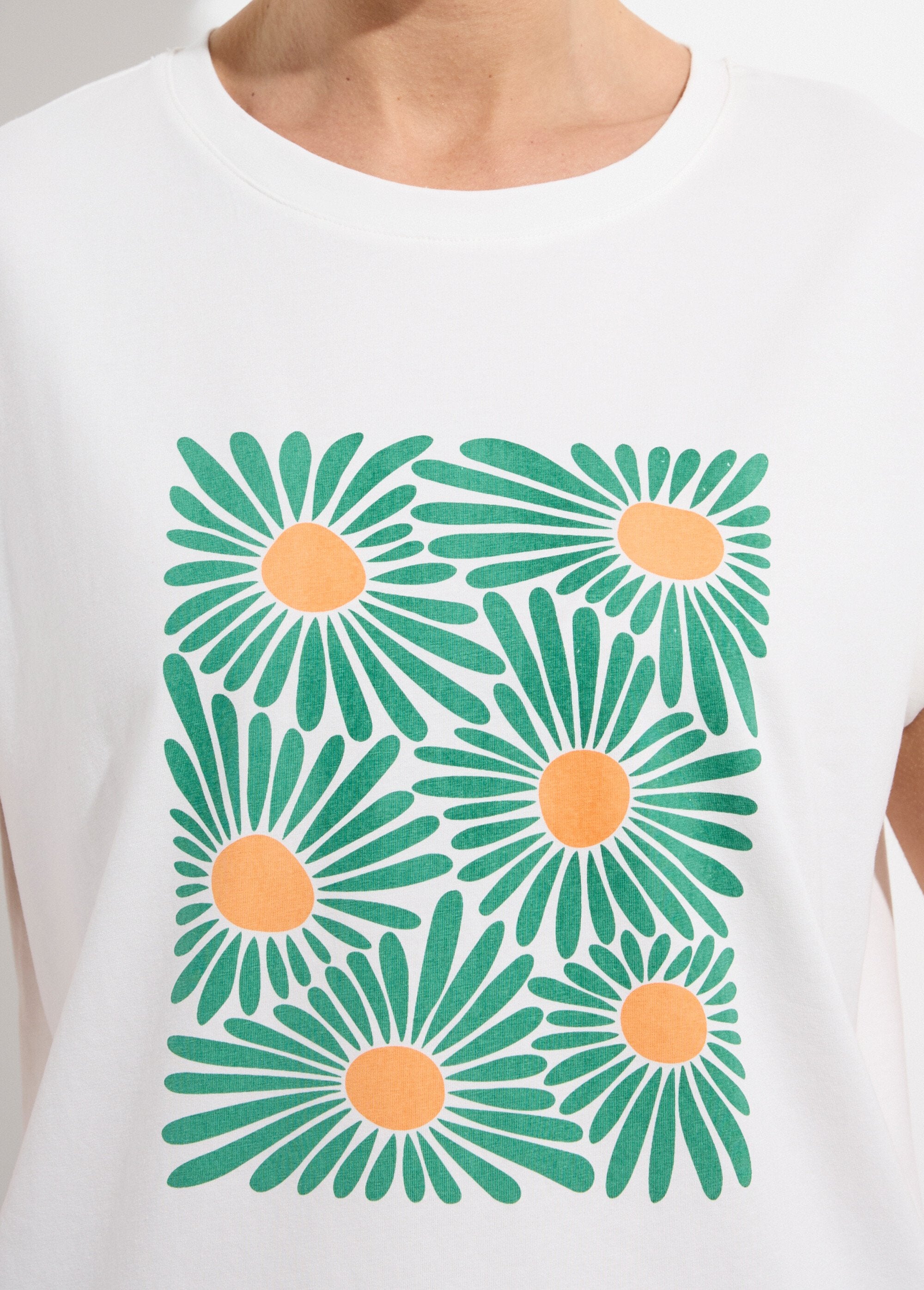 T-shirt_col_rond_avec_fleurs_stylisées_Blanc_imprime_DE1_slim