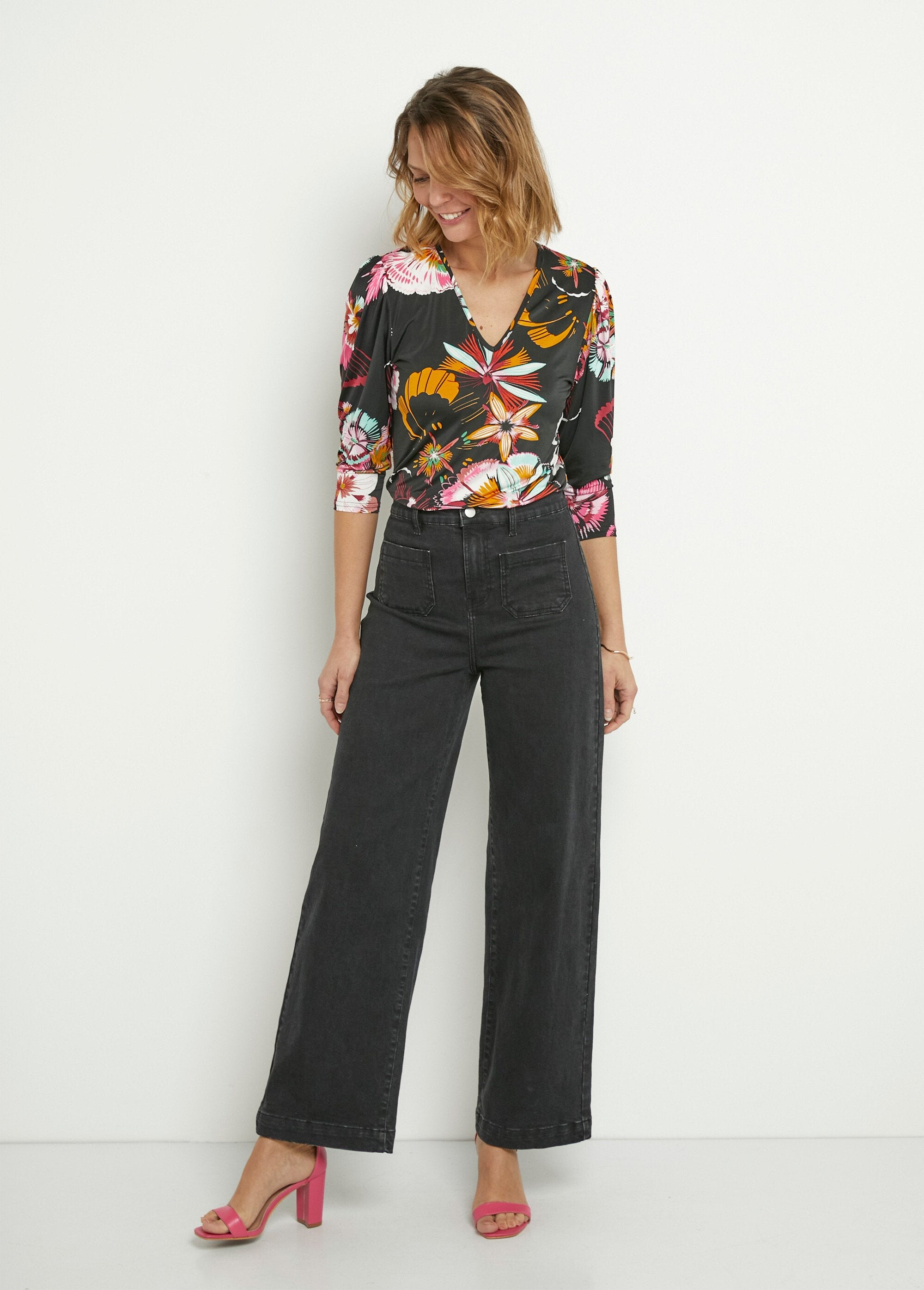 Túnica_elástica_con_estampado_floral_y_mangas_3/4_Estampado_negro_SF1_slim